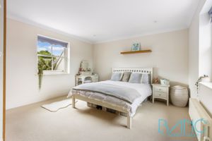 Photo 14- click for photo gallery